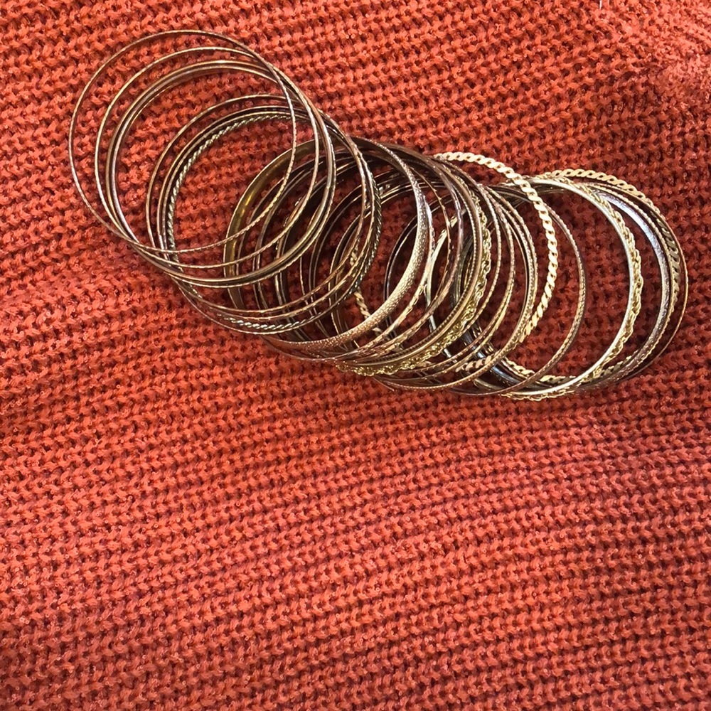 Over 20 Bangles! - image 2